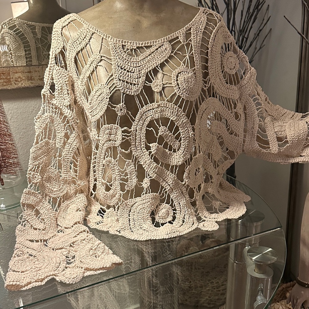 Elegant Crochet Lace Top